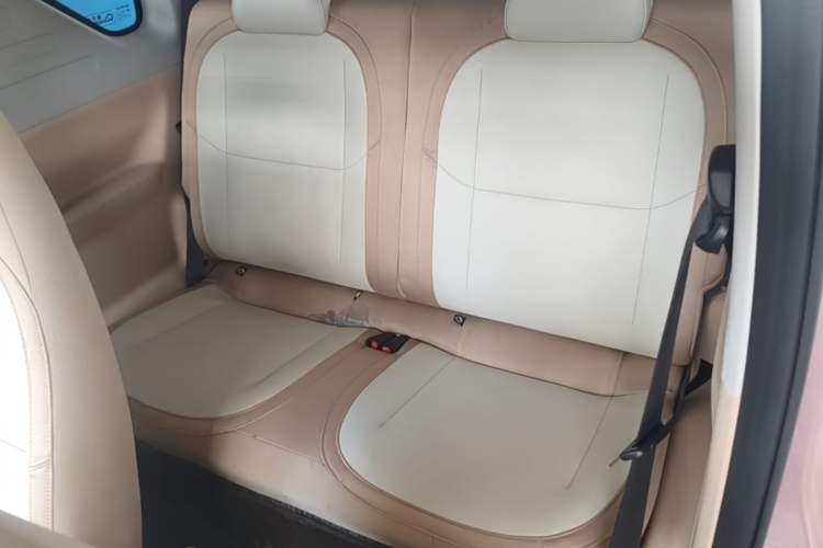 Used Geely Galaxy Panda 2023 Panda Mini 200km Endurance Bear Left Rear Seat