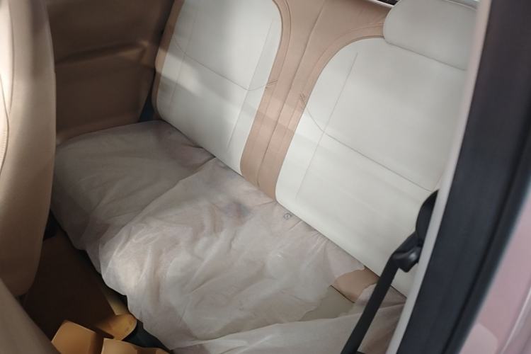 Used Geely Galaxy Panda 2023 Panda Mini 200km Endurance Bear Left Rear Seat