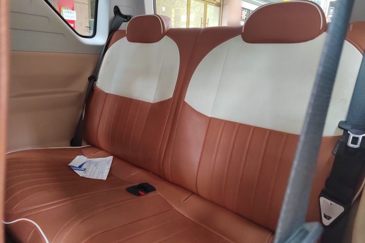 Used Geely Galaxy Panda 2023 Panda Mini 200km Endurance Bear Left Rear Seat