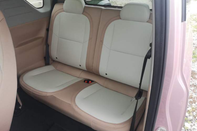 Used Geely Galaxy Panda 2023 Panda Mini 200km Dynamic Bear Left Rear Seat