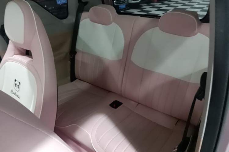 Used Geely Galaxy Panda 2023 Panda Mini 200km Dynamic Bear Left Rear Seat