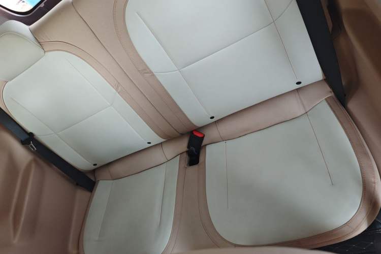 Used Geely Galaxy Panda 2023 Panda Mini 200km Endurance Bear Left Rear Seat