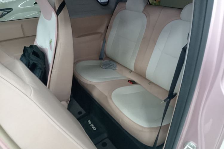 Used Geely Galaxy Panda 2023 Panda Mini 200km Endurance Bear Left Rear Seat