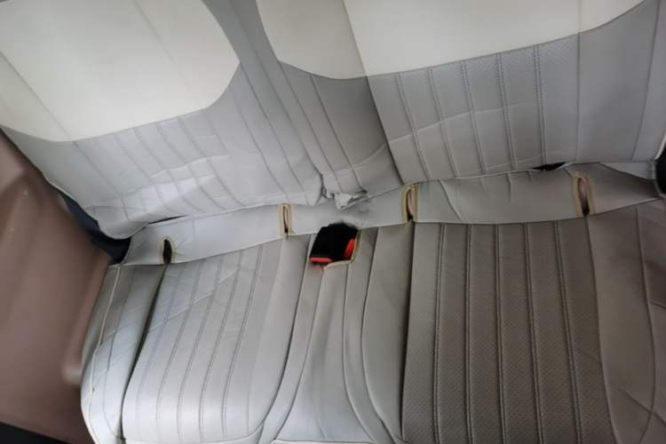 Used Geely Galaxy Panda 2023 Panda Mini 200km Endurance Bear Left Rear Seat