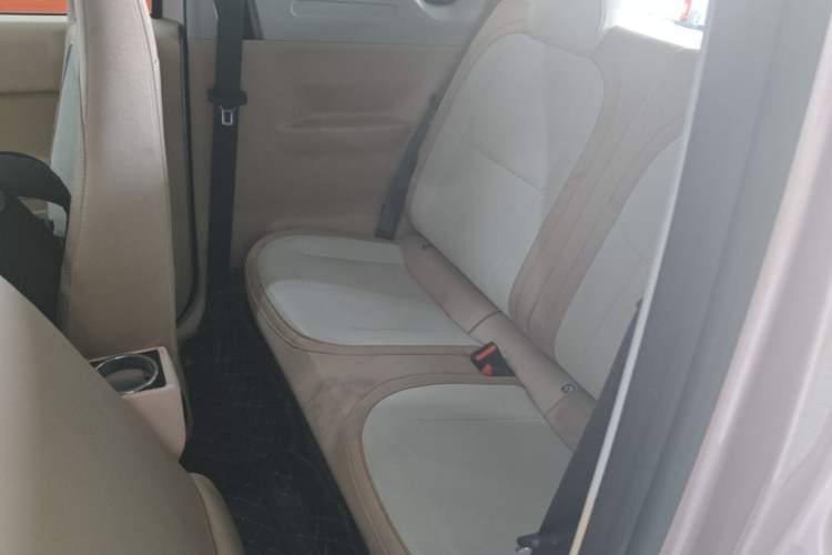 Used Geely Galaxy Panda 2023 Panda Mini 200km Endurance Bear Left Rear Seat