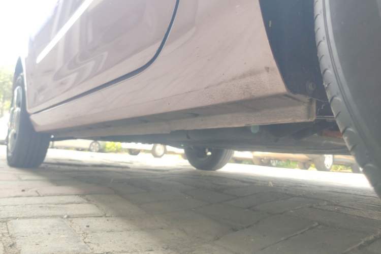 Used Geely Galaxy Panda 2023 Panda Mini 200km Endurance Bear Left Side Sill