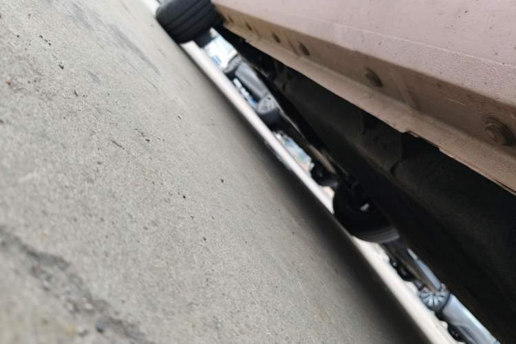 Used Geely Galaxy Panda 2023 Panda Mini 200km Endurance Bear Left Side Sill