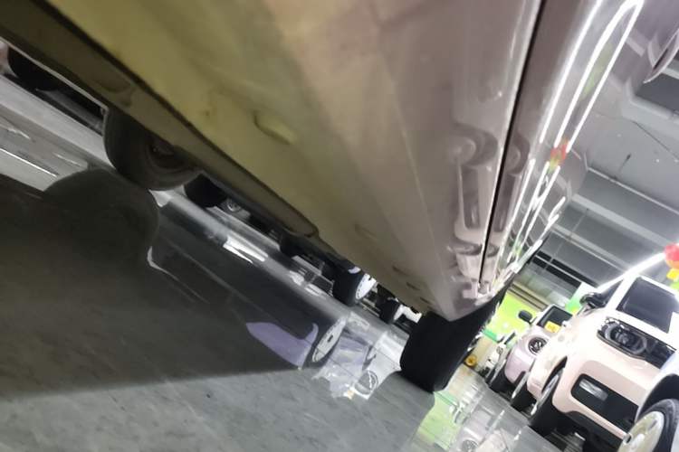 Used Geely Galaxy Panda 2023 Panda Mini 200km Endurance Bear Left Side Sill