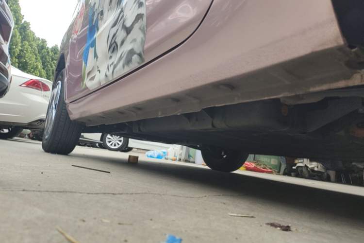 Used Geely Galaxy Panda 2023 Panda Mini 200km Endurance Bear Left Side Sill