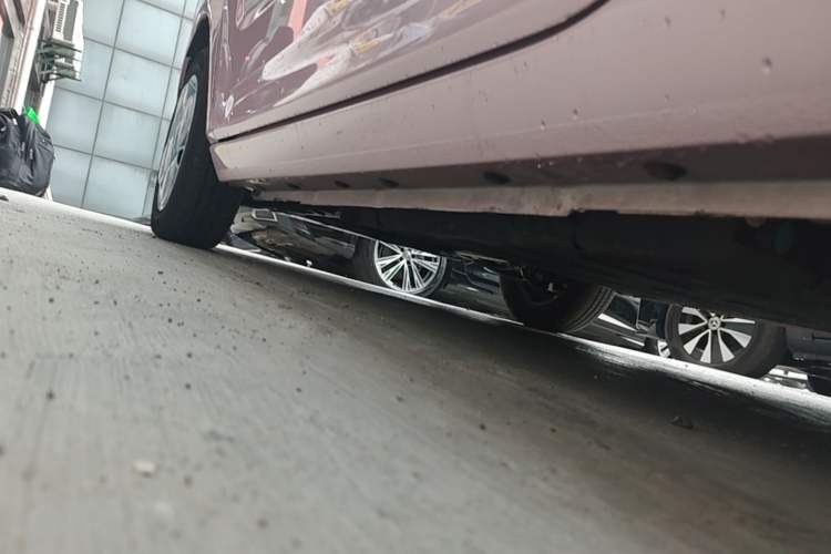 Used Geely Galaxy Panda 2023 Panda Mini 200km Endurance Bear Left Side Sill
