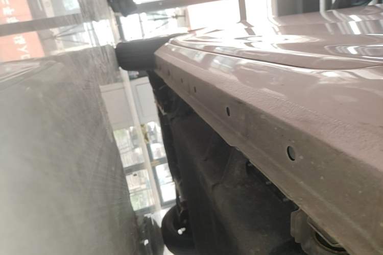 Used Geely Galaxy Panda 2023 Panda Mini 200km Endurance Bear Left Side Sill