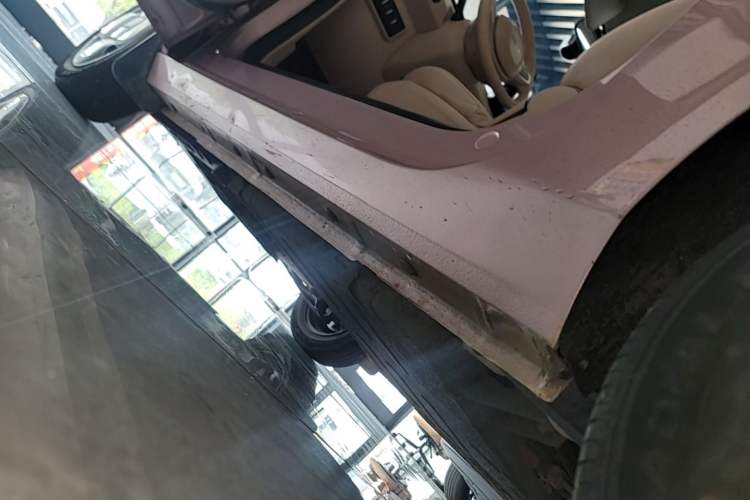 Used Geely Galaxy Panda 2023 Panda Mini 200km Endurance Bear Left Side Sill