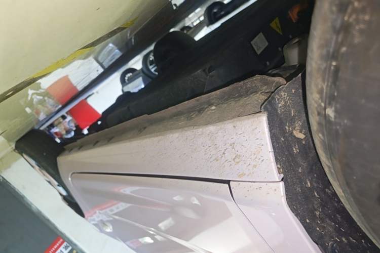 Used Geely Galaxy Panda 2023 Panda Mini 200km Endurance Bear Left Side Sill