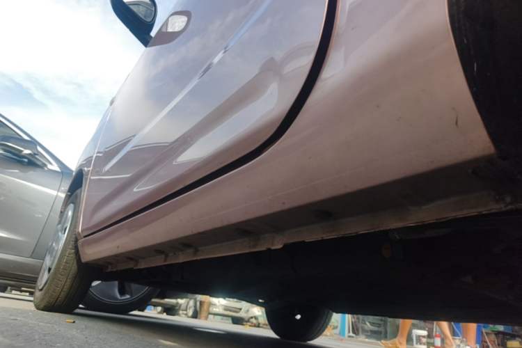 Used Geely Galaxy Panda 2023 Panda Mini 200km Endurance Bear Left Side Sill