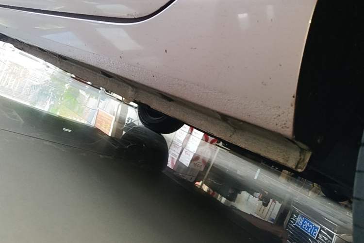 Used Geely Galaxy Panda 2023 Panda Mini 200km Endurance Bear Left Side Sill