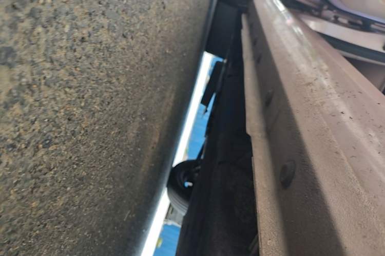 Used Geely Galaxy Panda 2023 Panda Mini 200km Endurance Bear Left Side Sill