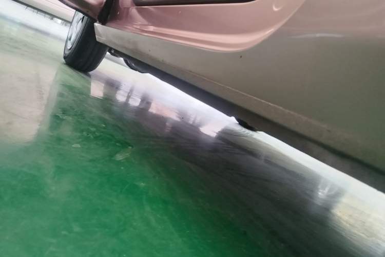 Used Geely Galaxy Panda 2023 Panda Mini 200km Endurance Bear Left Side Sill