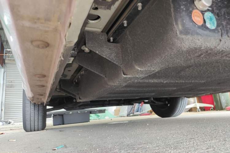 Used Geely Galaxy Panda 2023 Panda Mini 200km Endurance Bear Left Side Sill