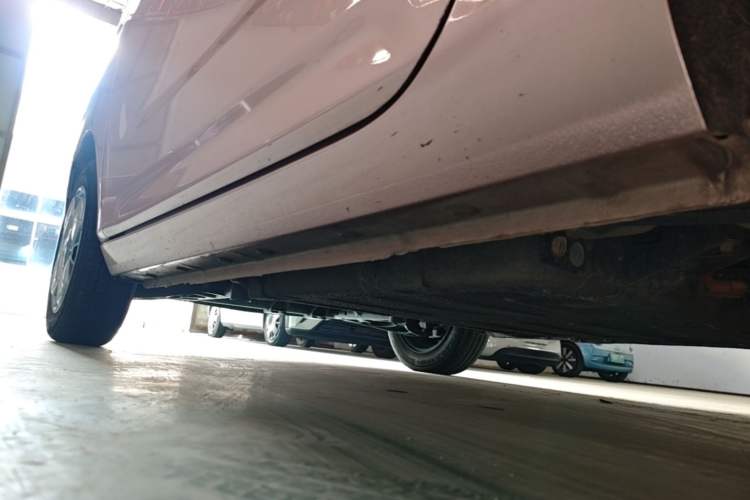 Used Geely Galaxy Panda 2023 Panda Mini 200km Endurance Bear Left Side Sill