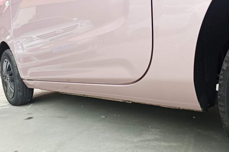 Used Geely Galaxy Panda 2023 Panda Mini 200km Endurance Bear Left Side Sill