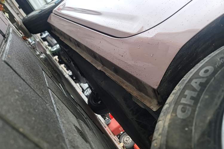 Used Geely Galaxy Panda 2023 Panda Mini 200km Endurance Bear Left Side Sill
