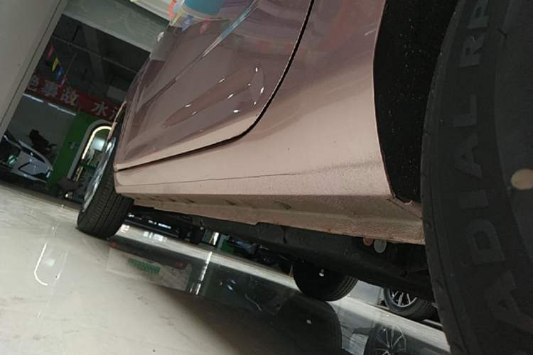 Used Geely Galaxy Panda 2023 Panda Mini 200km Endurance Bear Left Side Sill
