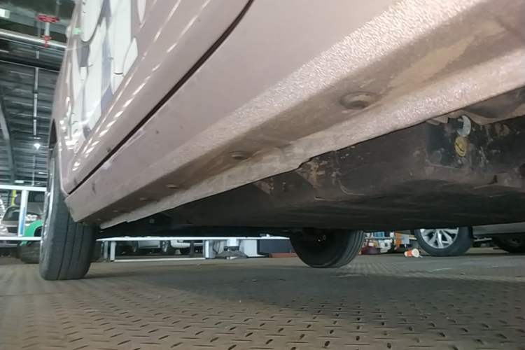 Used Geely Galaxy Panda 2023 Panda Mini 200km Dynamic Bear Left Side Sill