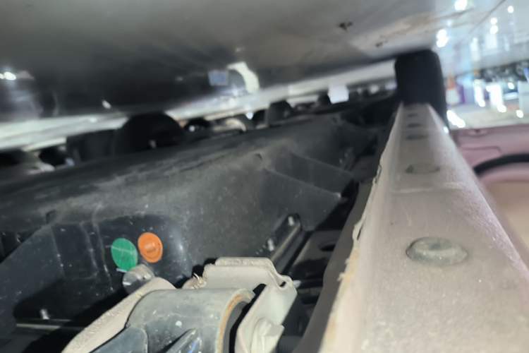 Used Geely Galaxy Panda 2023 Panda Mini 200km Endurance Bear Left Side Sill
