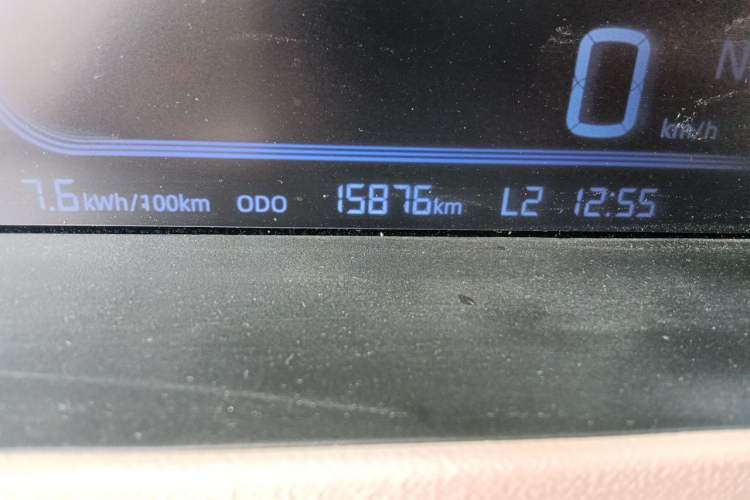 Used Geely Galaxy Panda 2023 Panda Mini 200km Endurance Bear Odometer Close Up