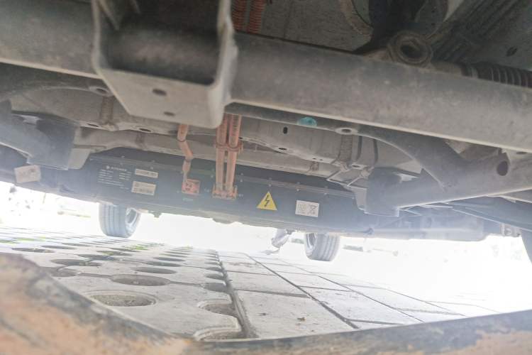 Used Geely Galaxy Panda 2023 Panda Mini 200km Endurance Bear Chassis Front
