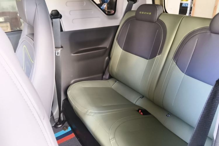 Used Geely Galaxy Panda 2023 Panda Mini New Year Edition Treasure Bear Left Rear Seat