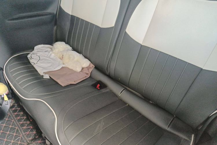 Used Geely Galaxy Panda 2023 Panda Mini 200km Endurance Bear Left Rear Seat