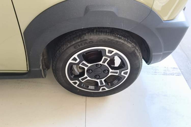 Used Geely Galaxy Panda 2023 Panda Mini New Year Edition Treasure Bear Right Front Wheel Hub
