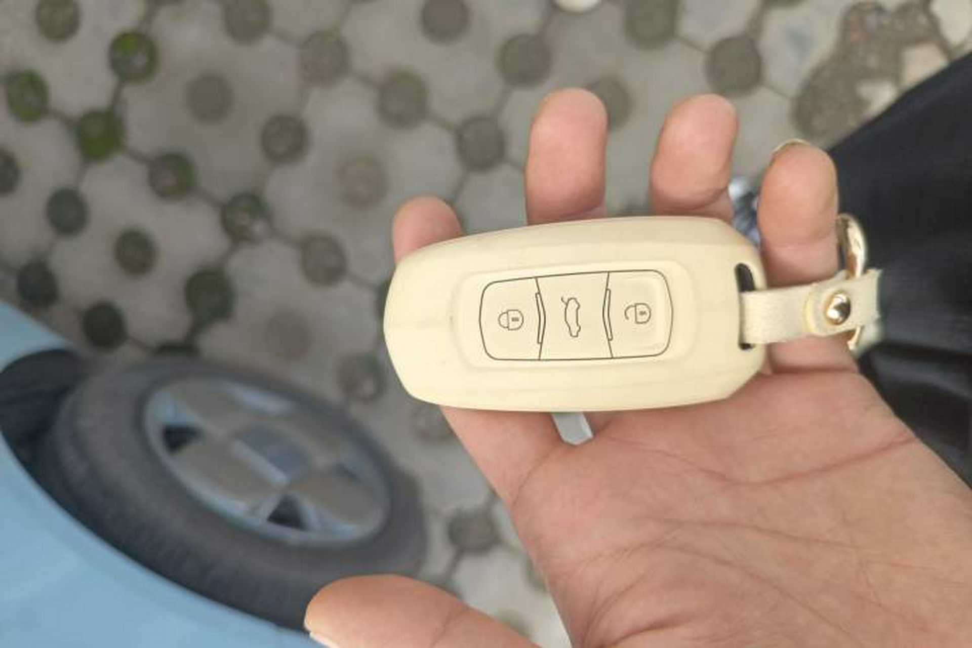 Used Geely Galaxy Panda 2023 Panda Mini 200km Endurance Bear Vehicle Key