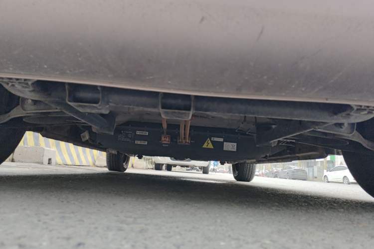 Used Geely Galaxy Panda 2023 Panda Mini 200km Endurance Bear Chassis Front