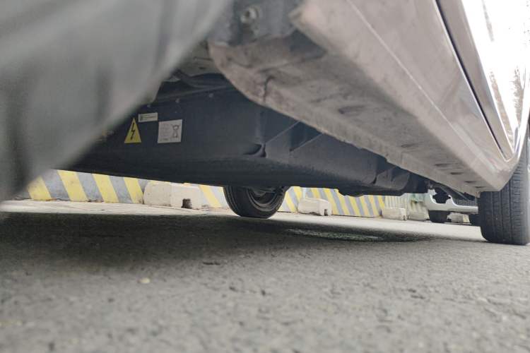 Used Geely Galaxy Panda 2023 Panda Mini 200km Endurance Bear Chassis Front Left