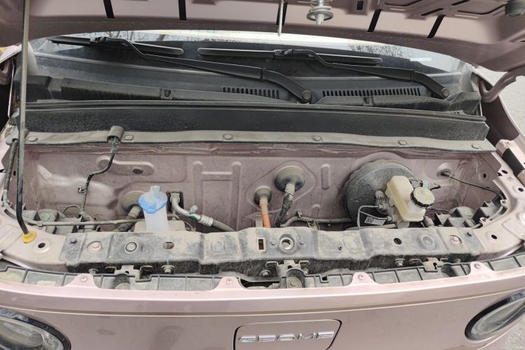 Used Geely Galaxy Panda 2023 Panda Mini 200km Endurance Bear Engine Bay