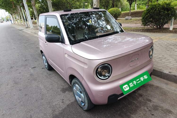 Used Geely Galaxy Panda 2023 Panda Mini 200km Endurance Bear Exterior 2
