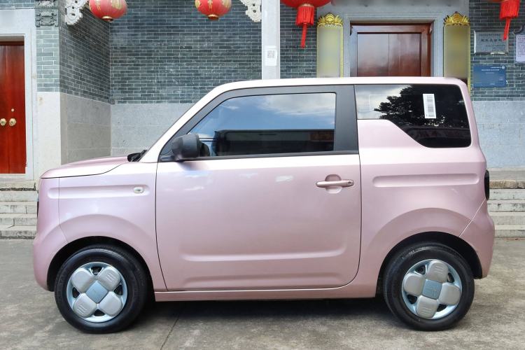Used Geely Galaxy Panda 2023 Panda Mini 200km Endurance Bear Exterior 3
