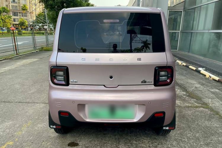 Used Geely Galaxy Panda 2023 Panda Mini 200km Endurance Bear Exterior 4