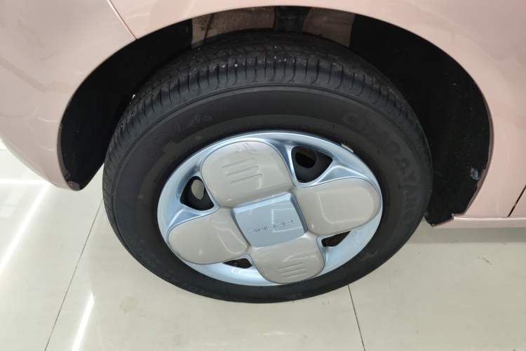 Used Geely Galaxy Panda 2023 Panda Mini 200km Endurance Bear Exterior 7