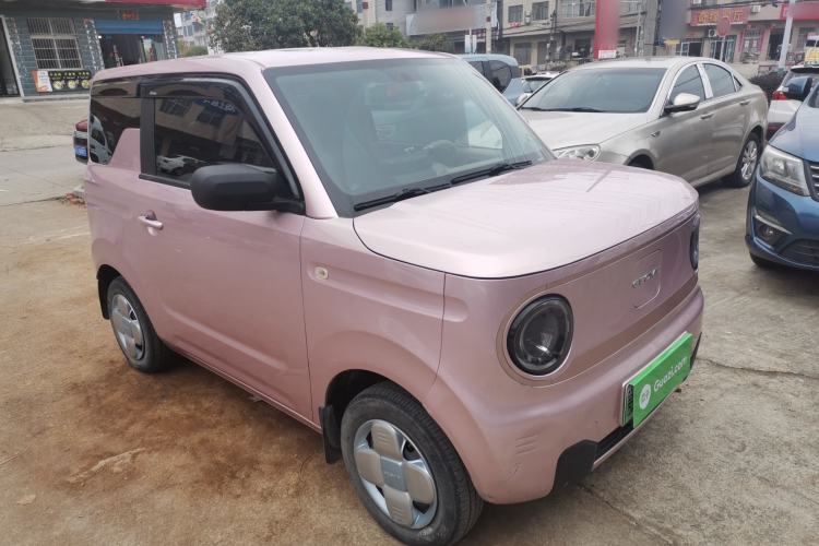Used Geely Galaxy Panda 2023 Panda Mini 200km Endurance Bear Front Right 45 Deg