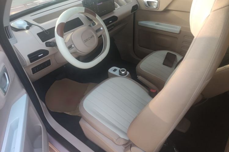 Used Geely Galaxy Panda 2023 Panda Mini 200km Endurance Bear Left Front Seat