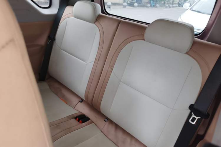 Used Geely Galaxy Panda 2023 Panda Mini 200km Endurance Bear Left Rear Seat