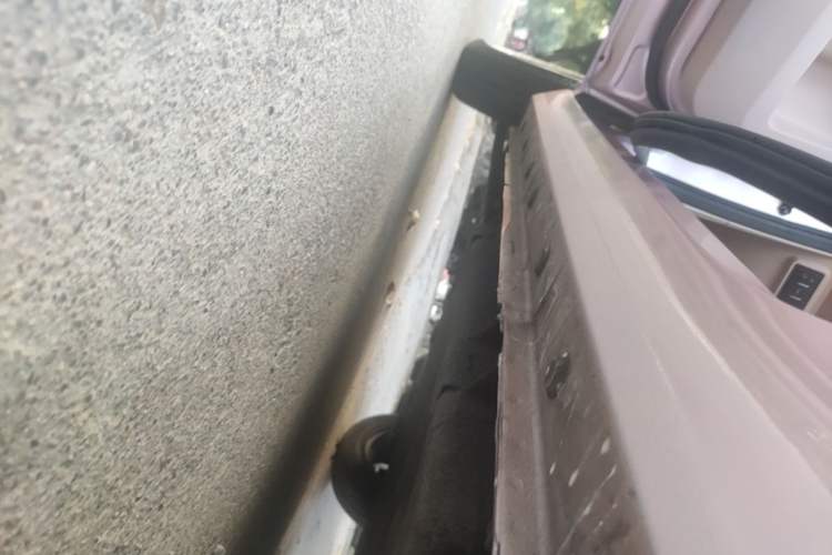 Used Geely Galaxy Panda 2023 Panda Mini 200km Endurance Bear Left Side Sill