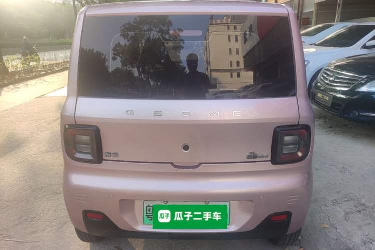 Used Geely Galaxy Panda 2023 Panda Mini 200km Endurance Bear Rear