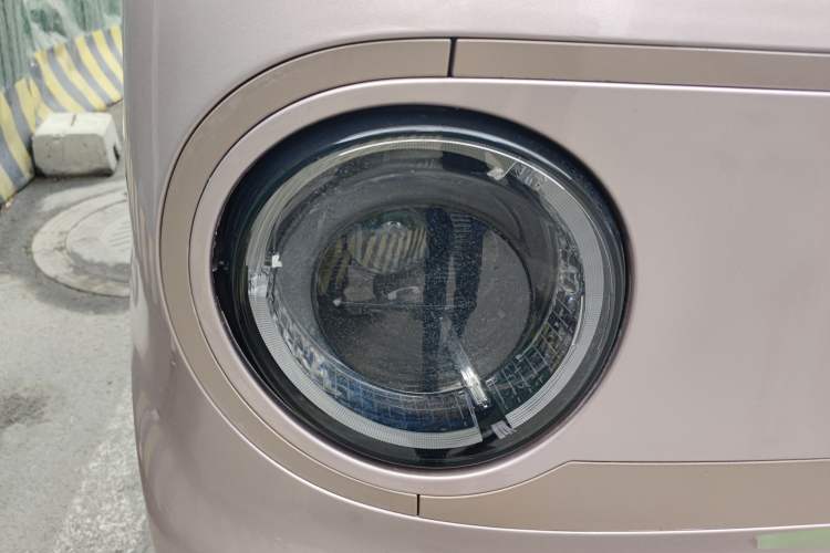 Used Geely Galaxy Panda 2023 Panda Mini 200km Endurance Bear Right Front Headlight
