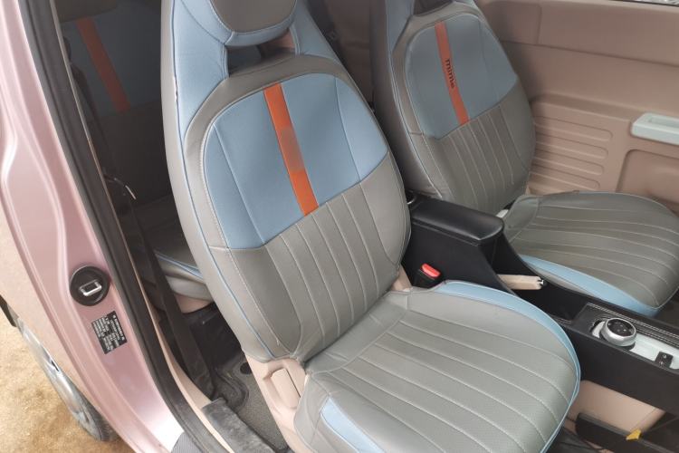 Used Geely Galaxy Panda 2023 Panda Mini 200km Endurance Bear Right Front Seat