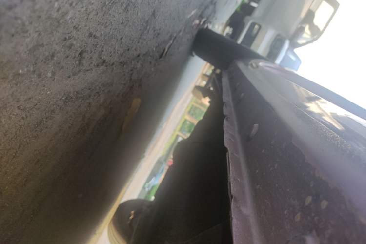 Used Geely Galaxy Panda 2023 Panda Mini 200km Endurance Bear Right Side Sill