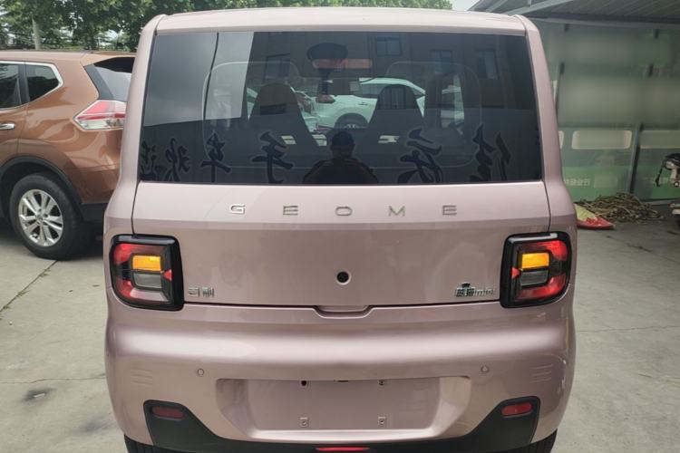 Used Geely Galaxy Panda 2023 Panda Mini 200km Endurance Bear Rear